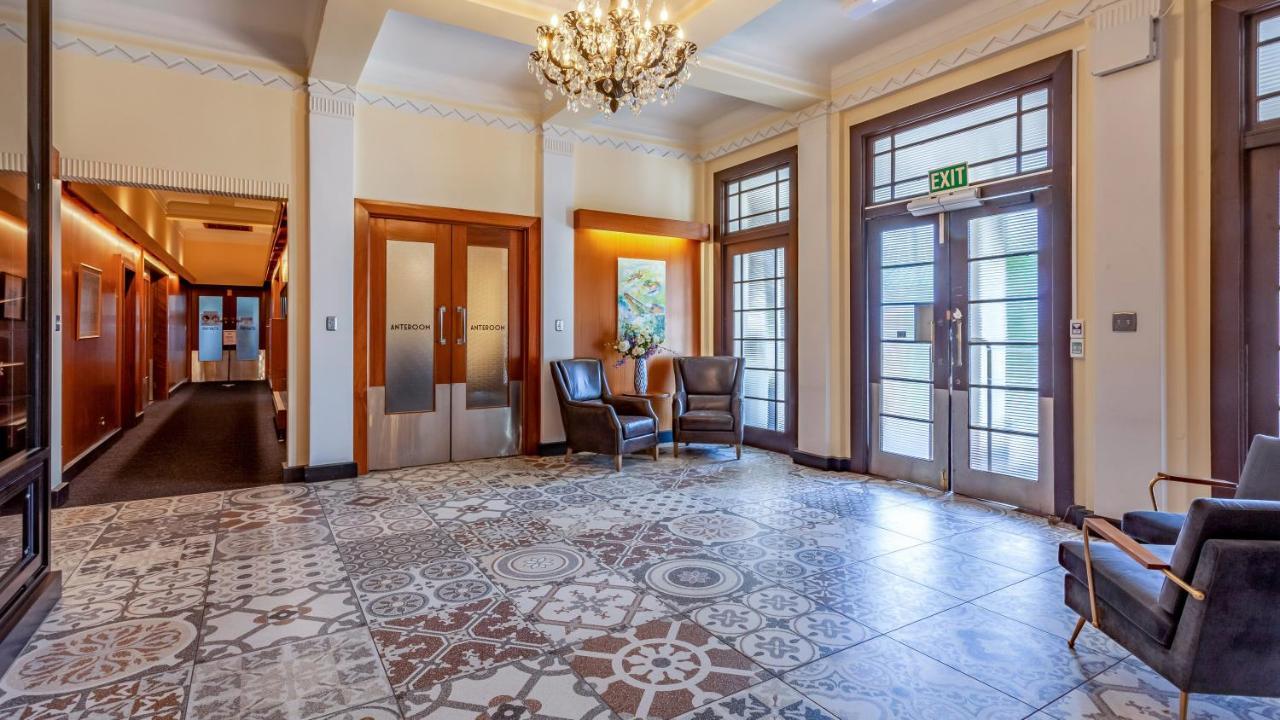 Wigram Hotel Christchurch Bagian luar foto