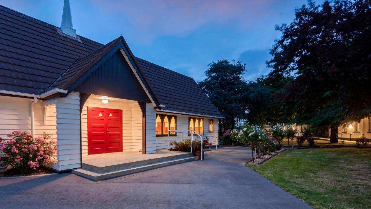 Wigram Hotel Christchurch Bagian luar foto