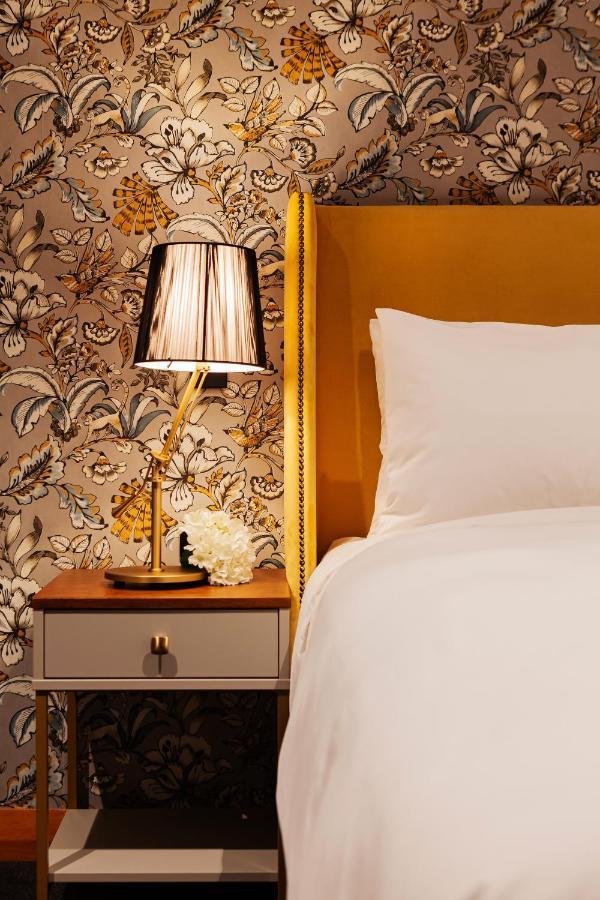 Wigram Hotel Christchurch Bagian luar foto