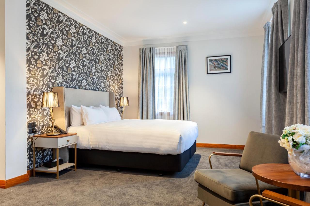 Wigram Hotel Christchurch Bagian luar foto